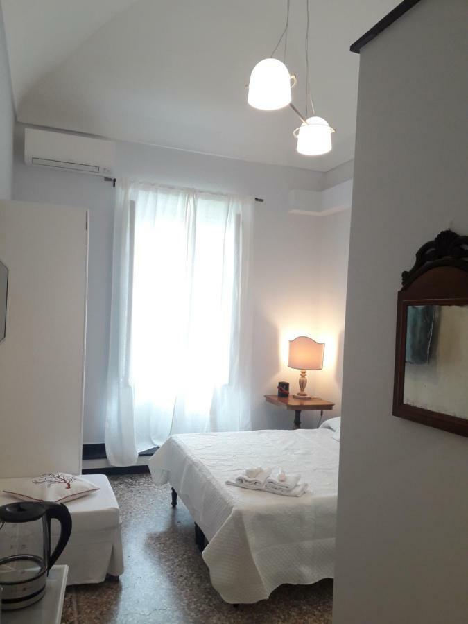 Hotel Dora Aurea Levanto Exterior foto
